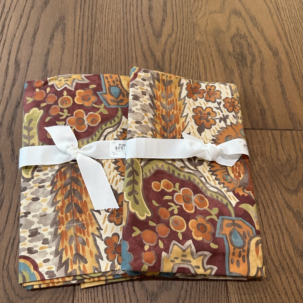 NWT Pottery Barn Angelia Euro Paisley Print Shams